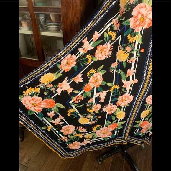 NWT Freemarket Flying Tomatos Handkerchief Dress Small - Picture 6 of 7